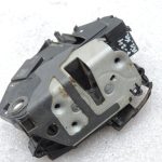 Oriģinālā Ford Ranger TKE aizmugurējo kreiso durvju slēdzene CM5A-A26413-BB, CM5AA26413BB