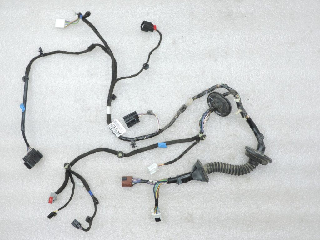 Oriģinālā Ford Ranger TKE durvju instalācija priekšējā labā EB3T-14K138-AVE