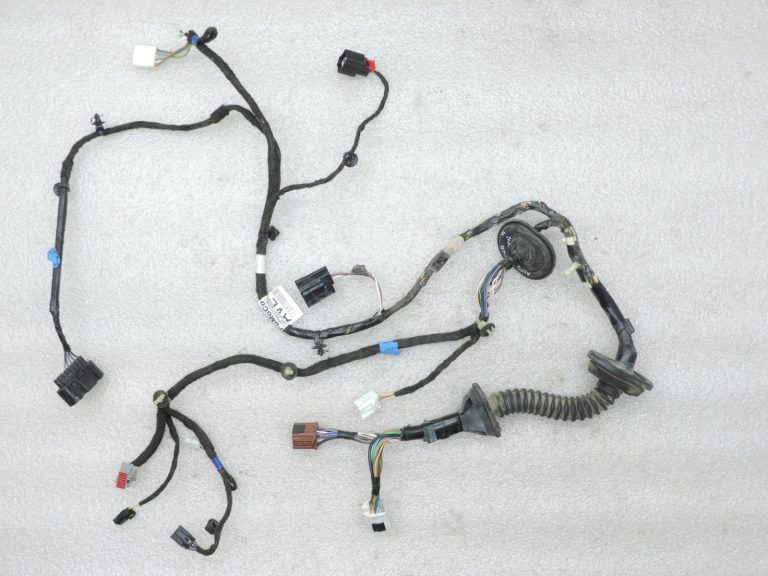 Oriģinālā Ford Ranger TKE durvju instalācija priekšējā labā EB3T-14K138-AVE
