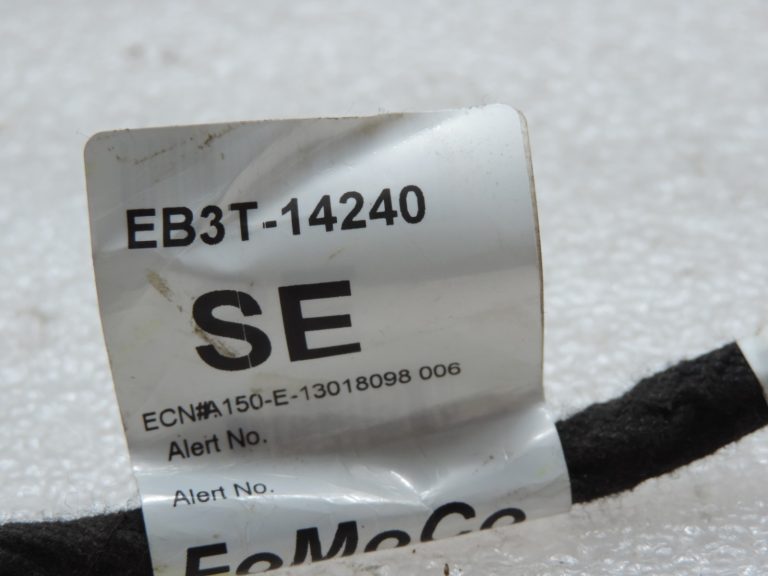 Oriģinālā Ford Ranger TKE aizmugurējo durvju instalācija EB3T-14240-SE, EB3T14240SE
