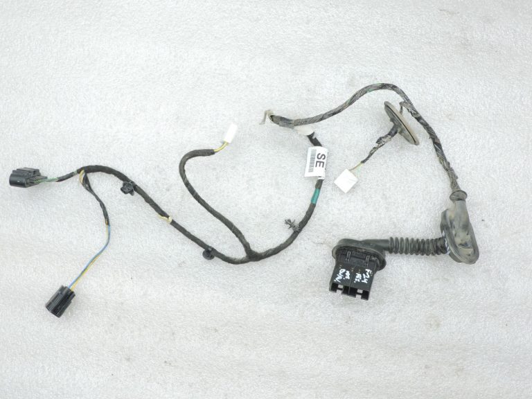 Oriģinālā Ford Ranger TKE aizmugurējo kreiso durvju instalācija HB3T-14241-SA, HB3T14241SA