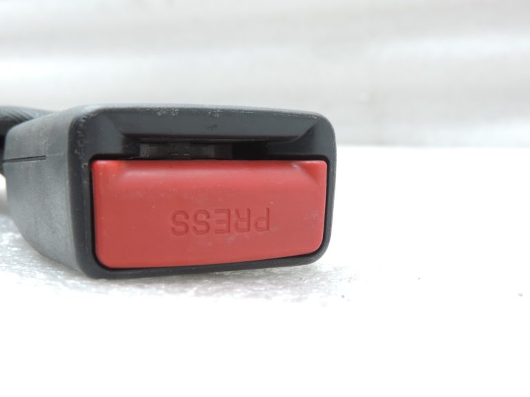 Oriģinālā Ford Ranger TKE PX2 aizmugurējā centrālā drošības josta AB39-26611B64-AG3YYW