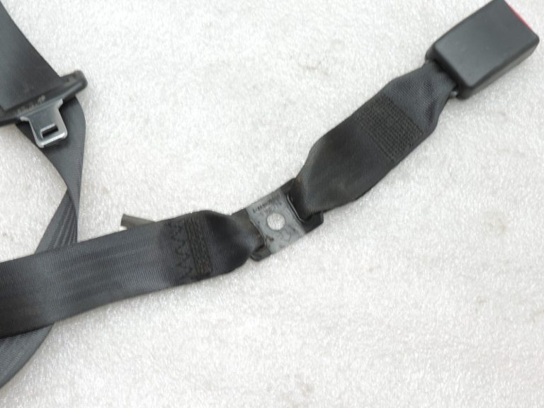 Oriģinālā Ford Ranger TKE PX2 aizmugurējā centrālā drošības josta AB39-26611B64-AG3YYW