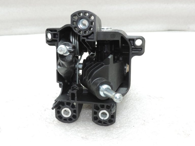 Oriģināla Ford Ranger TKE PX2 6 pakāpju manuālās pārnesumkārbas pārnesumu svira DB3R-7K387-DH
