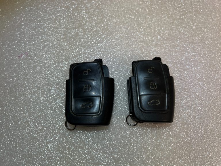 Ford Focus II tālvadības radio atslēga 3m5t15k601ab
