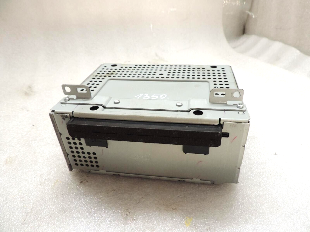 Mileage only 16Tkm Ford B-Max Focus III TRANSIT CONNECT II car radio 2335493