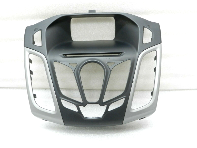 Ford Focus III radio apdares panelis Radio apdares panelis BM51-18835-AFW