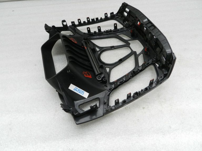 Ford Focus III radio apdares panelis Radio apdares panelis BM51-18835-AFW