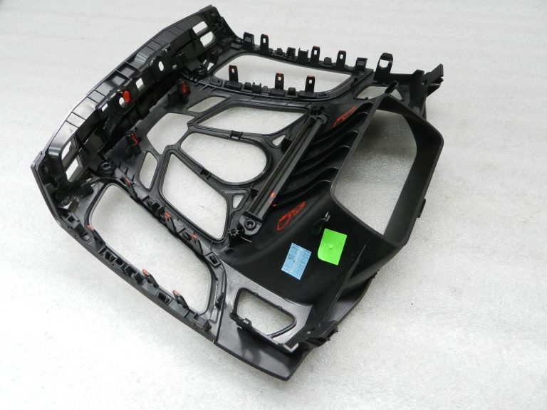 Ford Focus III radio apdares panelis Radio apdares panelis BM51-18835-AFW