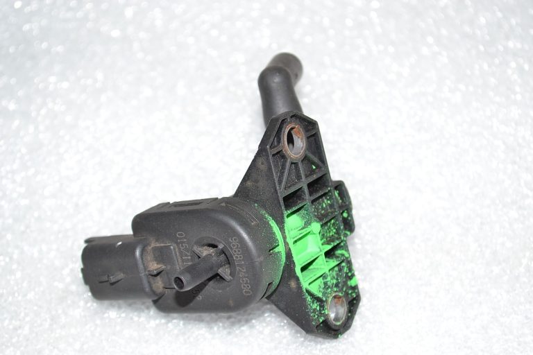 Ford Focus III 1.6 TDCi Citroen Peugeot Vakuuma vārsts Solenoīda vārsts 9688124580