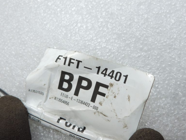 Ford Focus III paneļa vadu instalācija 2211433 F1FT-14401-BPF
