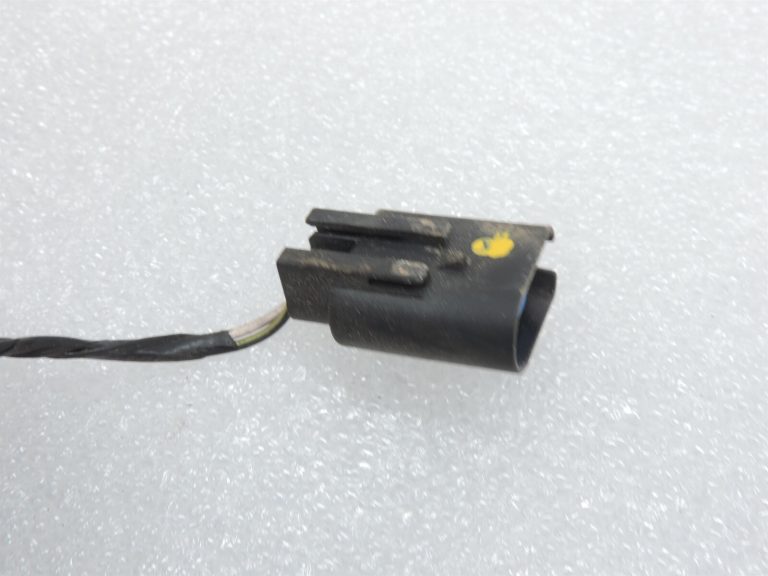 Ford Focus III vējstikla mazgāšanas sistēmas sildītāja vadu instalācija 2210499 F1ET-14297-AE