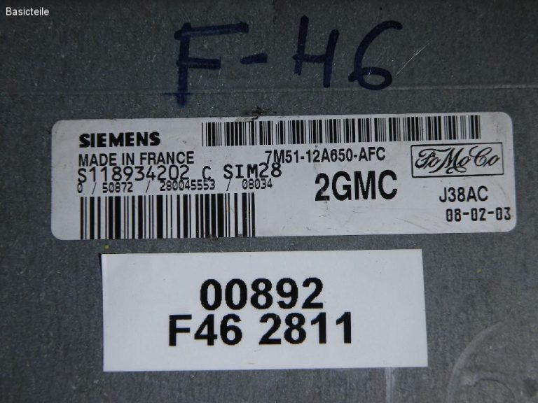 Ford Focus II 1.6i motora vadības bloks ECU 7M5112A650AFC C16HDEZ
