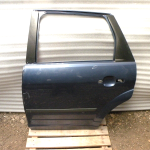 Ford Focus II Kombi aizmugurējās kreisās durvis Krāsa 23 Džinsi Aizmugurējās kreisās durvis