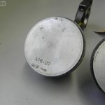 Oriģinālie 4x virzuļi ar stieņiem Ford Mondeo IV 2.0i 145 PS ADBA C20HDEA SATZ