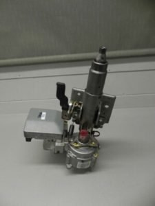 Ford Fiesta stūres statnes korpusa caurules stūres statnes regulēšanas stūres statnes montāžas komplekts STEERING COLUMN ASSEMBLY