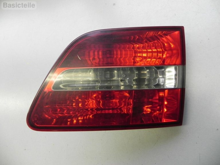 Fiat Stilo Multiwagon aizmugurējais lukturis Aizmugurējais lukturis Aizmugurējā labā iekšpusē
