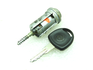 Opel Astra F G Corsa B C Vectra B Aizdedzes slēdzene Aizdedzes slēdzene Atslēga 90519056