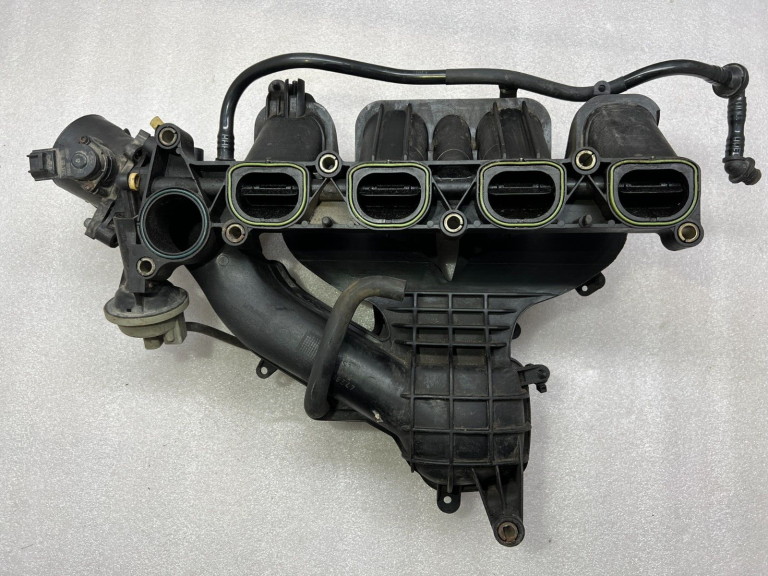 Ieplūdes kolektors Ieplūdes kolektors Ford Mondeo 1.8 2.0 Mazda 6 GG/GY
