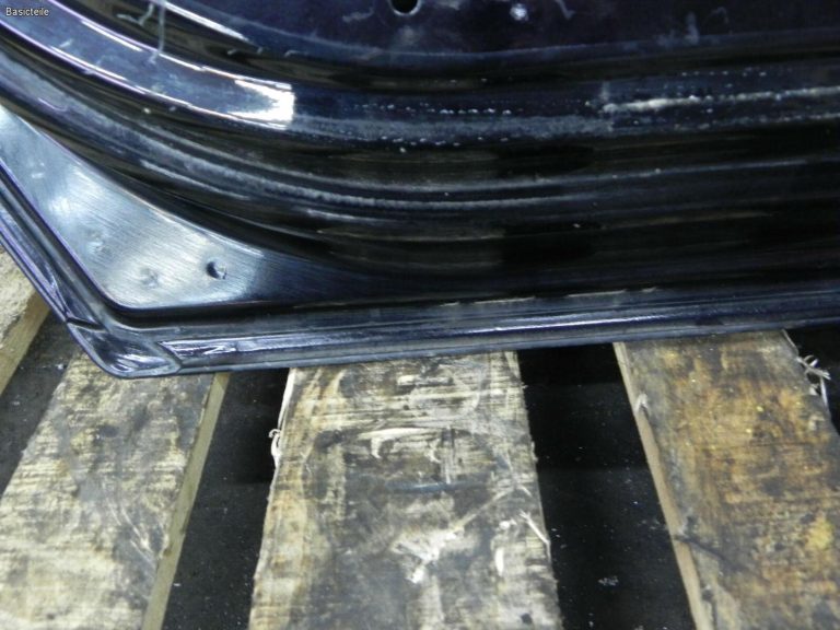 Opel Astra H Caravan Aizmugurējās kreisās durvis safīra melnas 20R / 2HU, GBG