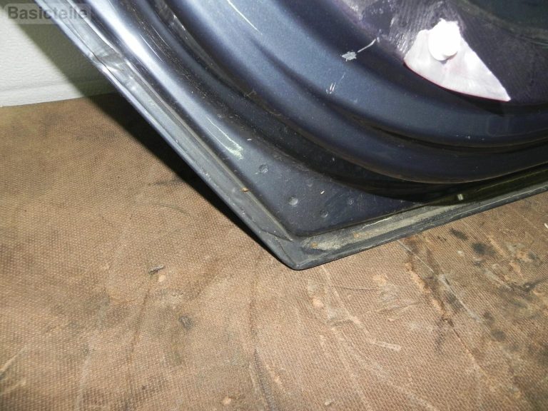 Opel Astra H Aizmugurējās kreisās durvis 5 durvju hečbeks Krāsa Metro 168, 4XU, GBI