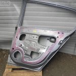 Opel Astra H 5 DOOR Hečbeks aizmugurējā labā durvju gaisma sudraba krāsā 163 / 4AU / GBJ