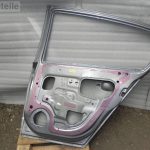 Opel Astra H 5 DOOR Hečbeks aizmugurējā labā durvju gaisma sudraba krāsā 163 / 4AU / GBJ