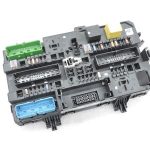 Opel Astra H Zafira B Aizmugurējā drošinātāju kārba 13206762 HK Atiestatīšana