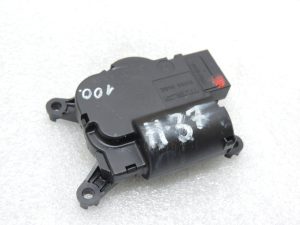 Opel Astra H Apkures ventilācijas lūkas servomotors Servomotors 52406337 R04 340°