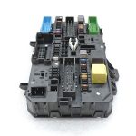Opel Astra H Aizmugurējā drošinātāju kārba 13145017 CD