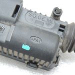 Opel Astra H Corsa D E Degvielas uzpildes vāka bloķēšanas mehānisms 13208157