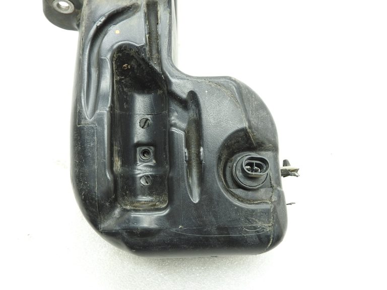 Priekšējo stikla tīrītāju šķidruma rezervuārs OPEL ASTRA H 13118158