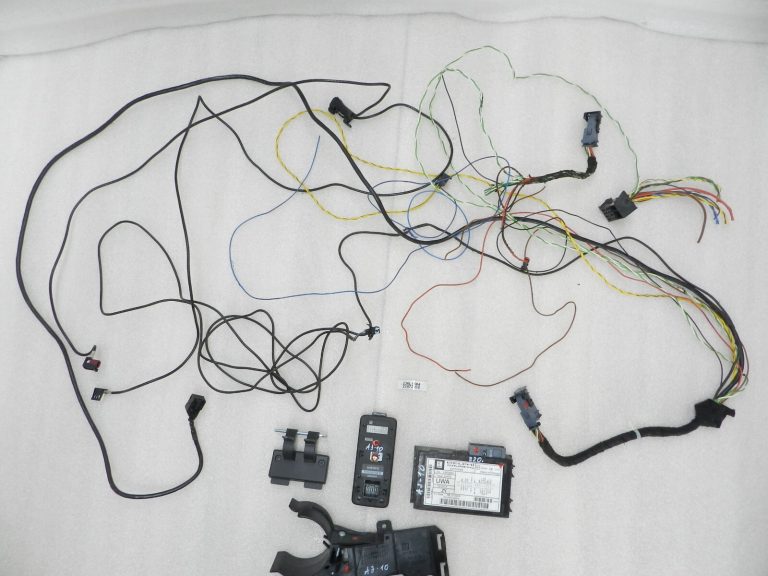 Opel Astra H radio telefona brīvroku vadības bloka instalācijas komplekts