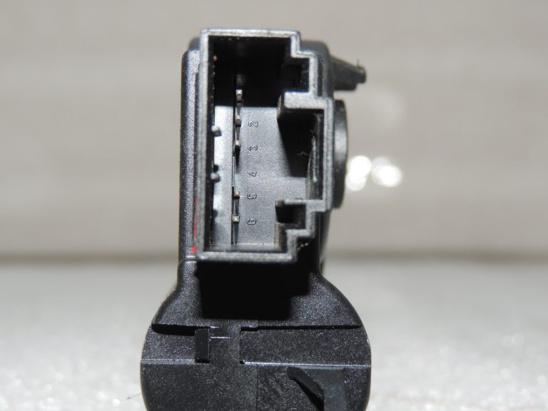 Opel Astra H Apkures ventilācijas lūkas servomotors Servomotors 52406339 R03 120°