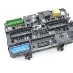 Opel Astra H Aizmugurējā drošinātāju kārba 13181278 DP Atiestatīšana ar kodu