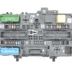 Opel Astra H Aizmugurējā drošinātāju kārba 13181278 DP Atiestatīšana ar kodu