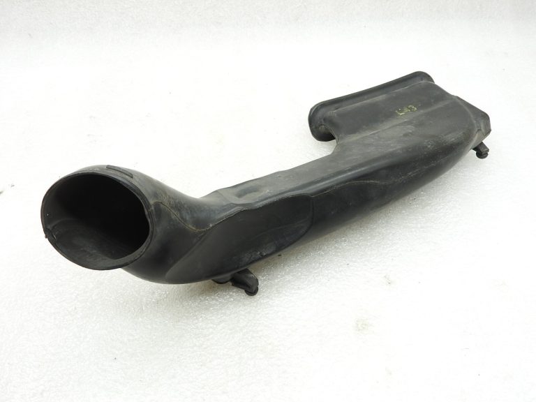 Opel Astra H Zafira B Gaisa ieplūdes kanāls Gaisa ieplūdes caurule 55562485