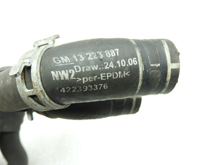 Oriģinālā sildītāja šļūtenes caurule OPEL ASTRA H ZAFIRA B 13223887 1.7d 81kw 92kw