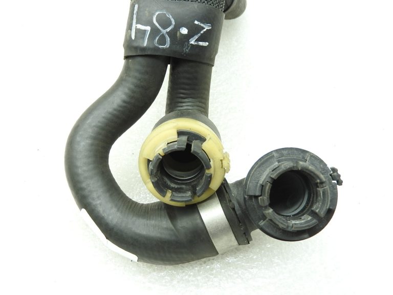 Oriģinālā sildītāja šļūtenes caurule OPEL ASTRA H ZAFIRA B 13223887 1.7d 81kw 92kw