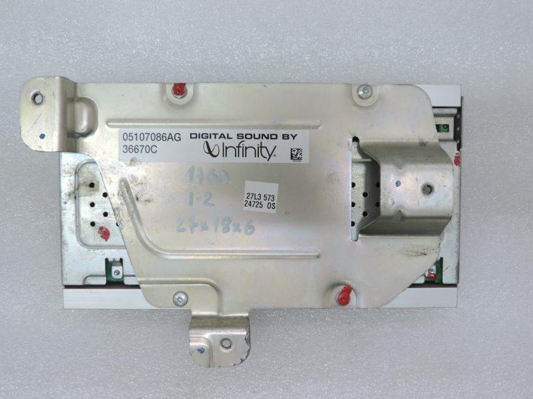 Chrysler Grand Voyager V vadības bloks Audio pastiprinātājs Skaņas pastiprinātājs 05107086AG