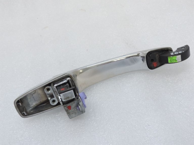 Chrysler Grand Voyager V Priekšējās labās durvis Ārējais durvju rokturis hromēts 04589186AC