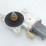 Chrysler Grand Voyager V Aizmugurējā kreisā loga motors Logu motors 2 PIN