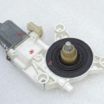 Chrysler Grand Voyager V Aizmugurējā kreisā loga motors Logu motors 2 PIN