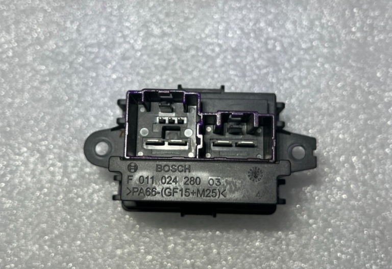 Chrysler Grand Voyager pretestības ventilators 011024280 011500052