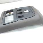 Lancia Thema LX II Chrysler 300 Dodge Centrālās konsoles aizmugurējā vāka panelis