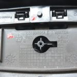 Lancia Thema II Chrysler 300 centrālā roku balsta glabāšanas nodalījuma atvēršanas roktura slēdzis