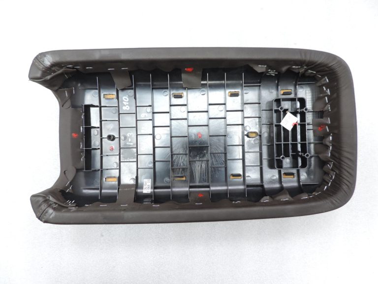 Lancia Thema II Chrysler 300 centrālā konsole ādas centrālais roku balsts roku balsts