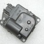 Oriģinālais Chrysler Voyager V (RT) sildītāja vāka piedziņa 68033337AA