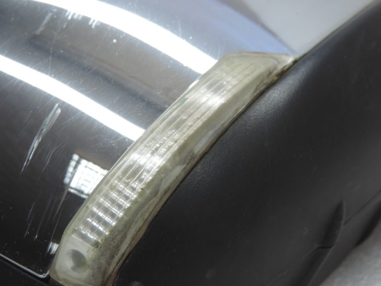 Oriģinālais Chrysler Voyager V (RT) Ārējais spogulis labajā pusē, hromēts, 9 kontakti 5113350AB