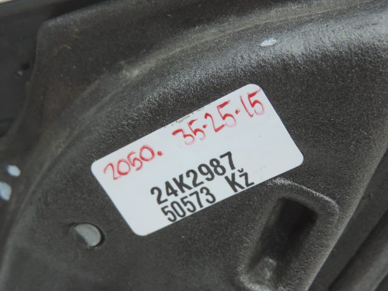 Oriģinālais Chrysler Voyager V (RT) Ārējais spogulis labajā pusē, hromēts, 9 kontakti 5113350AB
